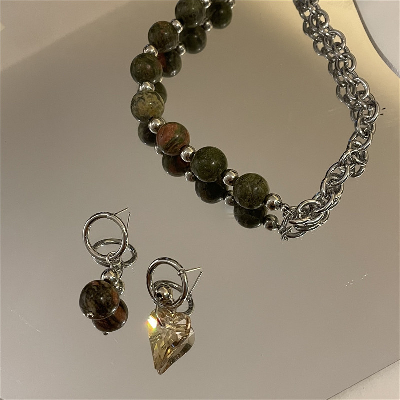 Fashion Flower Green Stone Necklace Earrings Set display picture 9