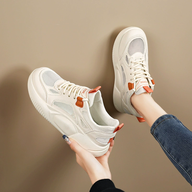 Белые туфли в корейском стиле для женщин, весна и лето 2025, маленькие размеры 34, женская обувь, студенческая повседневная уличная обувь, кроссовки на толстой подошве