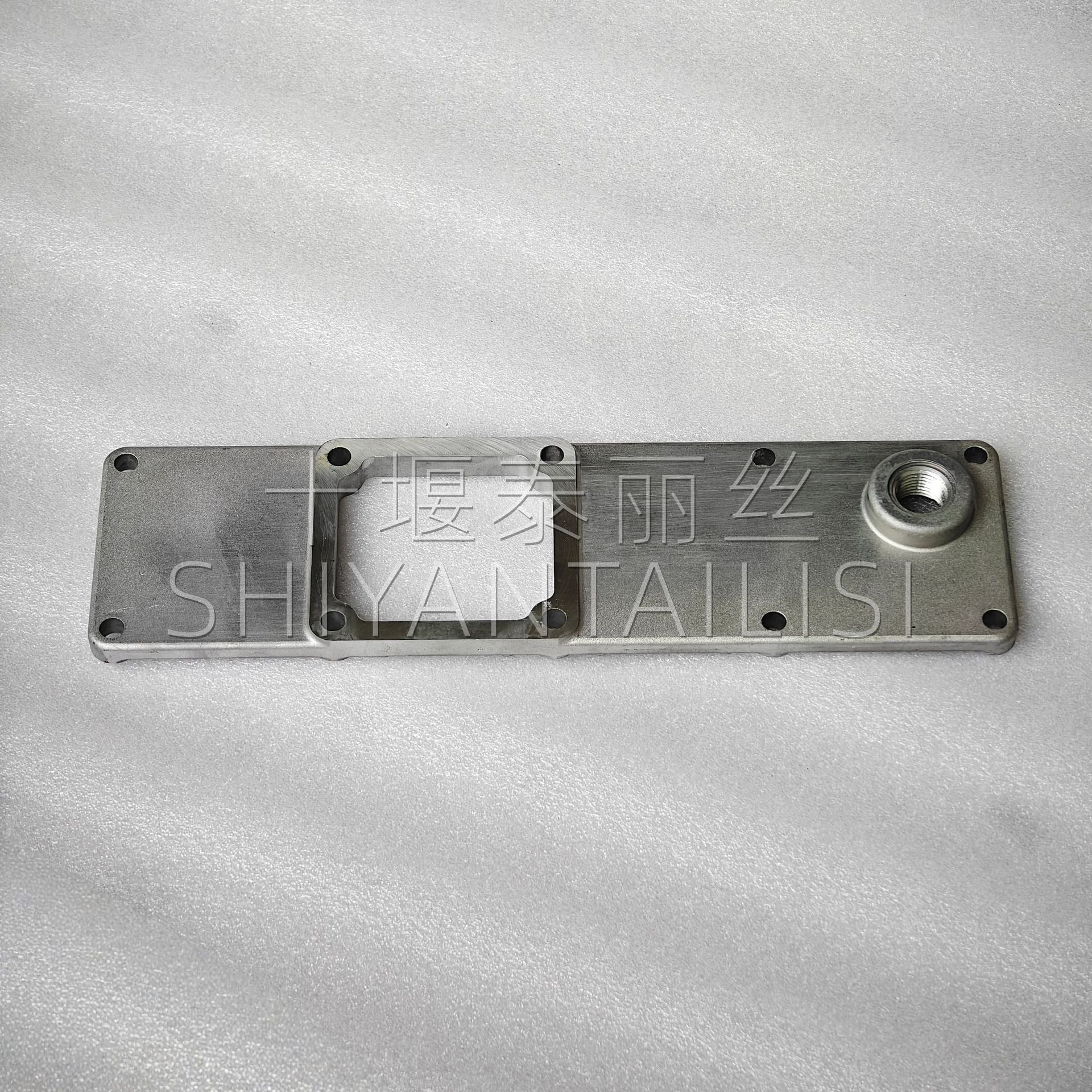 4947828 Intake Manifold Cover Is Suitable for Cummins 4Bt3.9 Diesel Engine Intake Pipe Cover