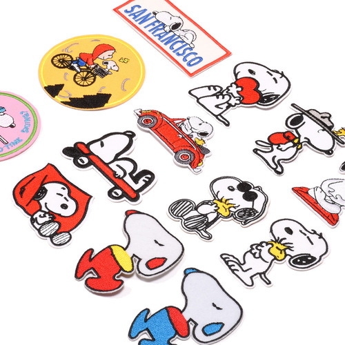 Embroidered cloth stickers Cartoon animal patches Children's clothing accessories Animal dogs and cats Shoes and hats accessories Children's jewelry accessories