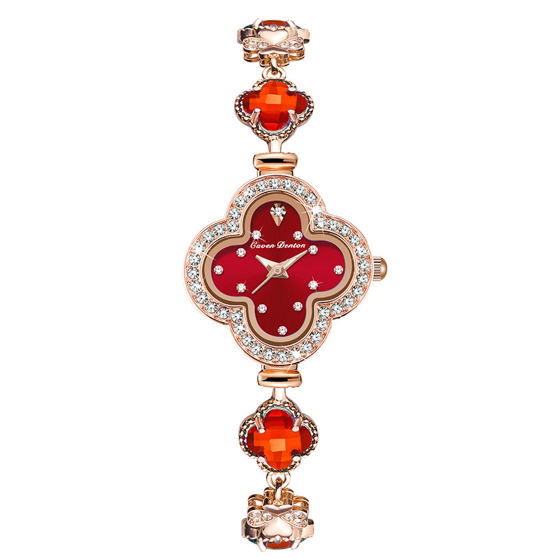 Alloy Studded Diamond Explosive Fashion Versatile Temperament Four Leaf Clover Decorated Quartz Watch Bracelet Women's Watch_voghion.com