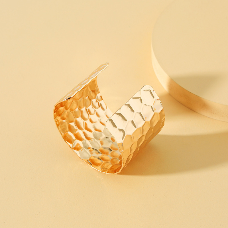 fashion wide-faced geometric solid color open alloy bracelet wholesale