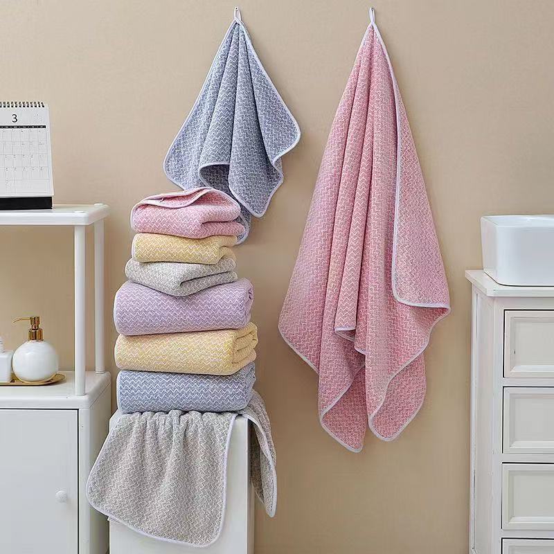 Coral Velvet Bath Towel, Thickened Pineapple Grid, Large Water-Absorbent, Quick-Drying, Non-Shedding, Antibacterial Household Bath Towel, Skin-Friendly Coral Velvet Bath Towel, Thickened Pineapple Grid, Large Water-Absorbent, Quick-Drying, Non-Shedding, Antibacterial Household Bath Towel, Skin-Friendly