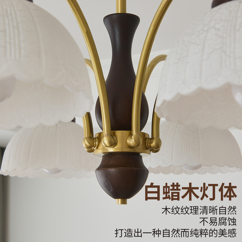 Araña de sala de estar de dormitorio medieval francés simple retro estilo Nanyang creativo de alta gama iluminación de sala de estudio de dormitorio principal de cobre