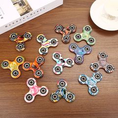 Cross-border best-selling camouflage 4-axis finger spinner children's toy spinner adult stress relief toy