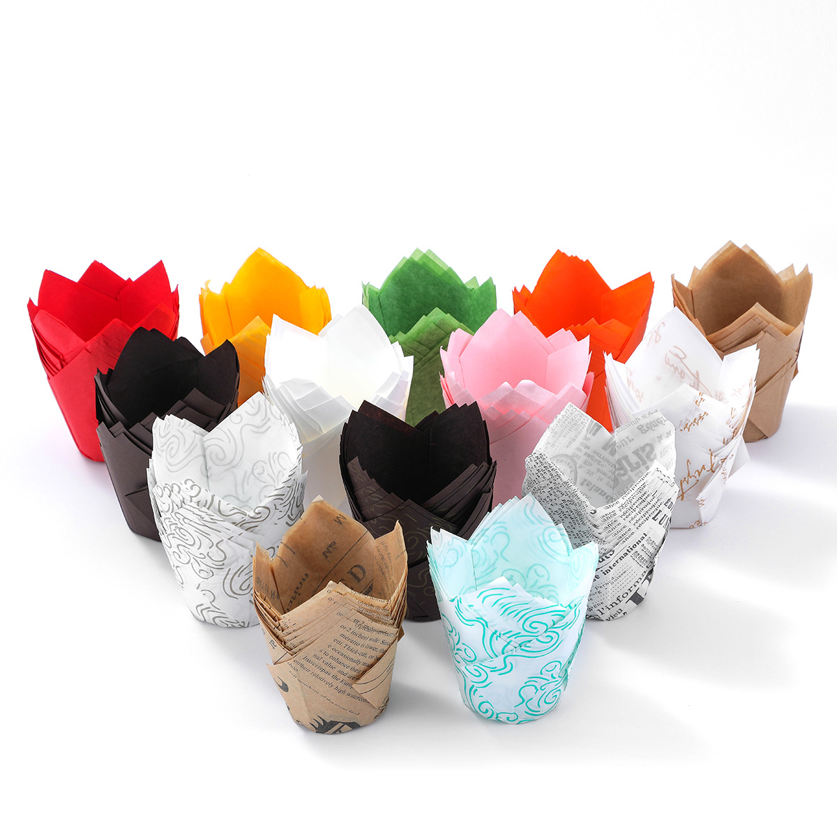 Solid color tulip cake base Disposable high temperature resistant flame cup Newspaper style greaseproof paper muffin cup