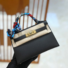 �ֹ�Ϟ������mini�P�����M��EPƤ���Ƽy�^��ţƤ�μ�б������Ů��