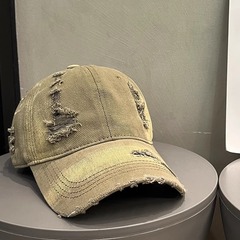 プリクラ水洗いして旧破洞野球帽を作ります。