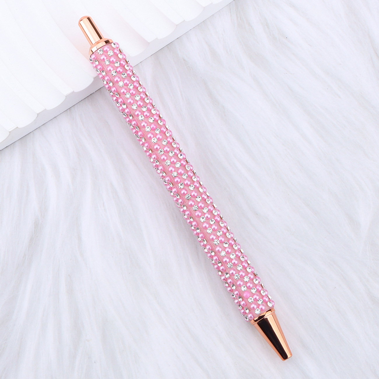 Bolsas de perlas de venta en caliente transfronterizas bolígrafo de perlas creativo lindos bolígrafo de escritorio de estudiantes regalos de perlas bolígrafo de diamante