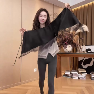 �ٽzƴ�ӯB���@�ݴ�a��ȹŮ���κ���ɫ���ը�ִ��������C�ƨ��