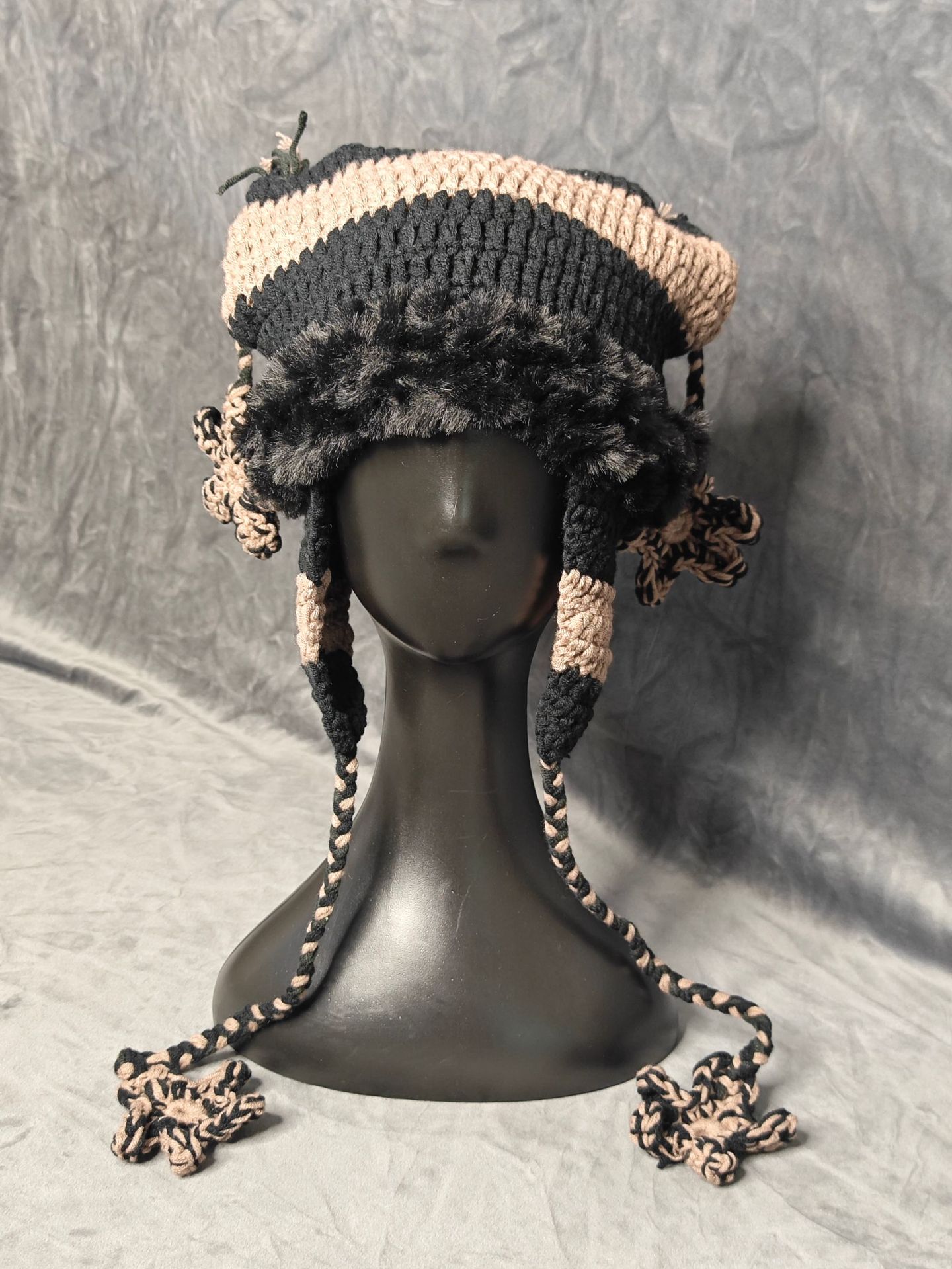 Hersteller Großhandel Little Devil Gestreifte handgestrickte Kreuzbordüre Xiaohongshu Gleiche Katzenohren Stern Hut Japanisch Einfach_voghion.com