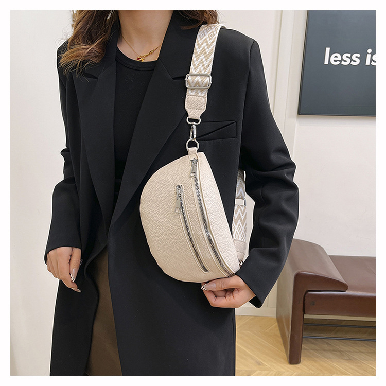 Women's Streetwear Solid Color Pu Leather Waist Bags display picture 18