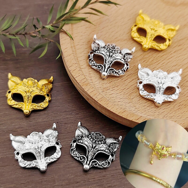 Double Hole Alloy Fox Mask Pendant Cut Out Fox Pendant Necklace Connector Bracelet Pendant DIY Accessories Double Hole Alloy Fox Mask Pendant Cut Out Fox Pendant Necklace Connector Bracelet Pendant DIY Accessories
