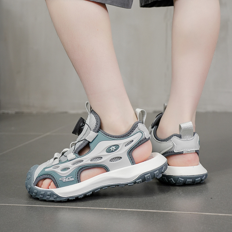 2026 Summer New Children's Closed-Toe Sandals, Boys' Beach Shoes, Boys' Sports Sandals, Kids' Non-Slip Water Shoes 2026 Summer New Children's Closed-Toe Sandals, Boys' Beach Shoes, Boys' Sports Sandals, Kids' Non-Slip Water Shoes