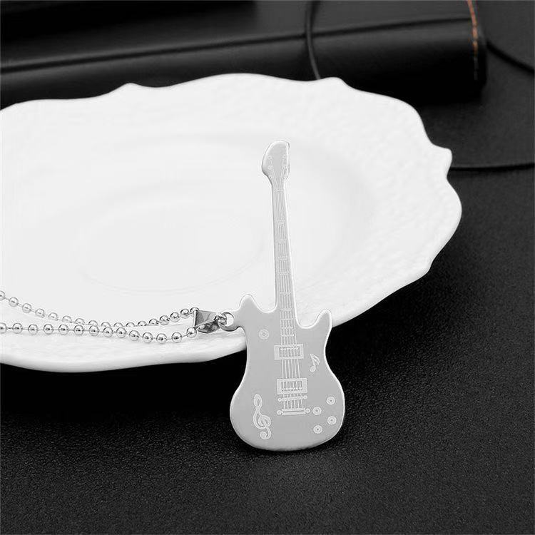 Collana con ciondolo a forma di chitarra in acciaio inox uomo_voghion.com