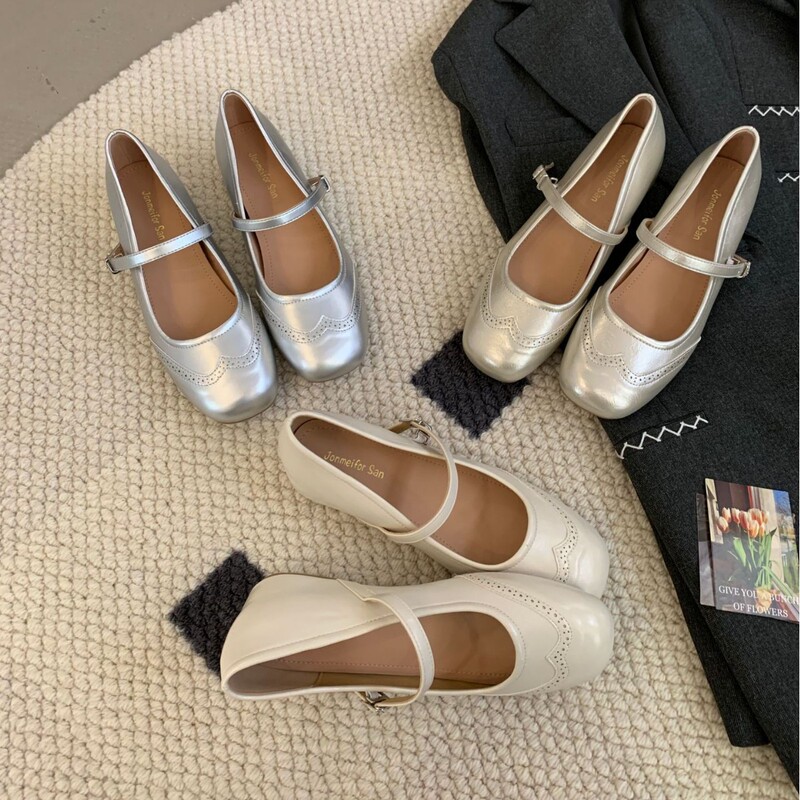 2025 New Style Inner Wedge Heel Carved Shallow Mouth Lazy One-Line Strap Versatile Beanie Maternity Shoes