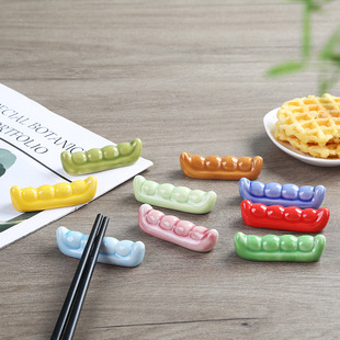 Japanese Grocery Creative Vegetables Cute Small Peas Ceramic Chopsticks Rack Holder Hotel Household Dining Table Tableware Wholesale