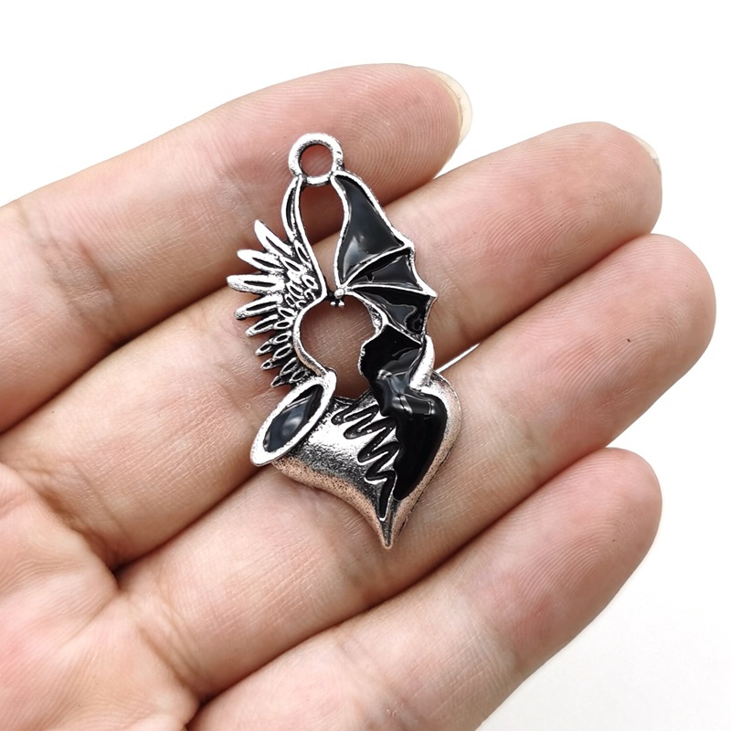 1 Piece Quantity Alloy Material Halloween Festival 1 Piece Alloy Color Block Peach Pendant DIY Jewelry Accessories Earrings Necklace