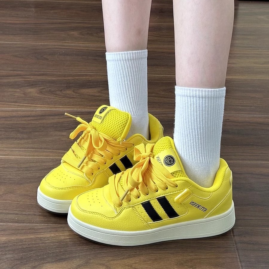Zapatos de pan de grasa amarillo del campus 2026 otoño universal zapatos deportivos casuales de patineta de malla transpirable
