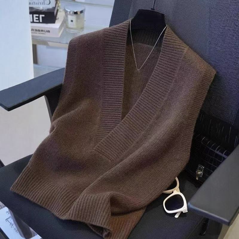 Knitted Vest for Autumn and Winter, Fashionable European and Korean Style, Black Korean Version for Women, Stylish and Trendy Woolen Vest Knitted Vest for Autumn and Winter, Fashionable European and Korean Style, Black Korean Version for Women, Stylish and Trendy Woolen Vest