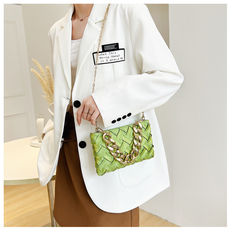 White Green Blue Cloth Solid Color Chain Square Evening Bags display picture 5