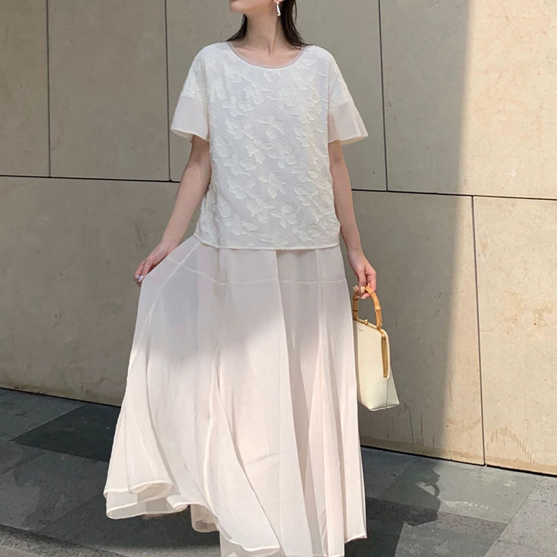 26ss "Blossom" faux two-piece set, elegant apricot color, heavy-duty, waist-adjustable short-sleeve dress with long skirt design