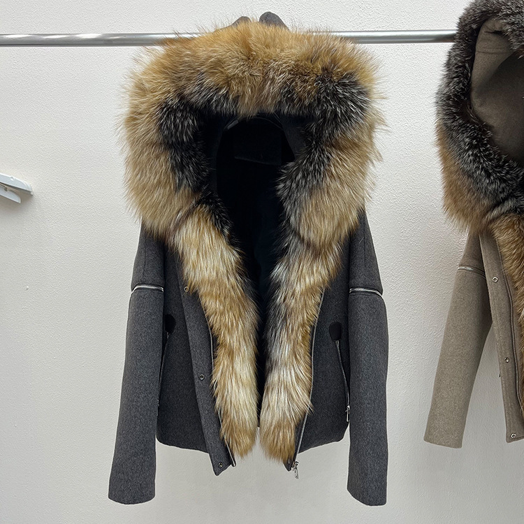 2026 Winter New Faux Fur Fox Fur Collar Hooded Down Jacket Women's Short Loose Thickened Warm Wool Coat 2026 Winter New Faux Fur Fox Fur Collar Hooded Down Jacket Women's Short Loose Thickened Warm Wool Coat