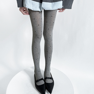 ������ɫ����mŮ�⴩�ﶬ�ߏ��@�ݲ��c΢���ӽq�Ӻ�ů�B�_�mŮ