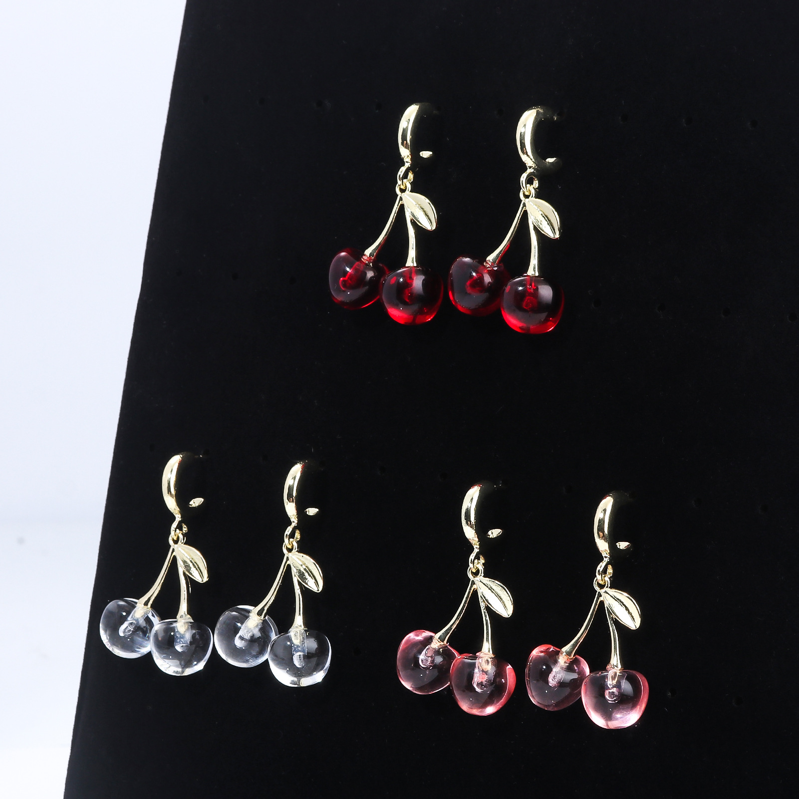 16g Weight Alloy Ear Needle Material Drop Earrings Classification 1 Pair Quantity Casual, Daily Occasion Zinc alloy Material Cherry Pattern Women's Gender Sweet Style 1 Pair Sweet Cherry Zinc Alloy Drop Earrings 15