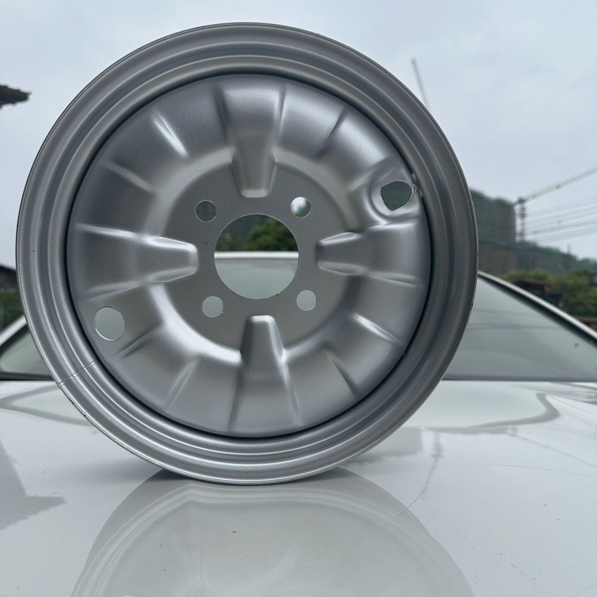Electric tricycle rear wheel steel wheel hub steel ring plate wheel 4.00/3.00/3.75/3.50-12 thickened wheel