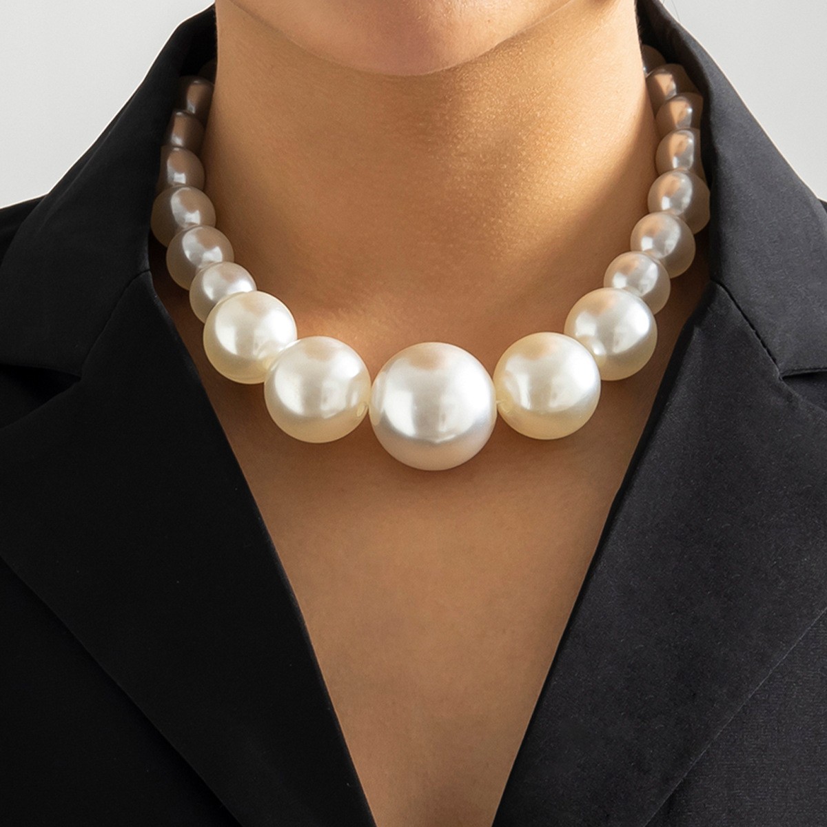 Collier pour femme tendance simple et polyvalent design perles_voghion.com