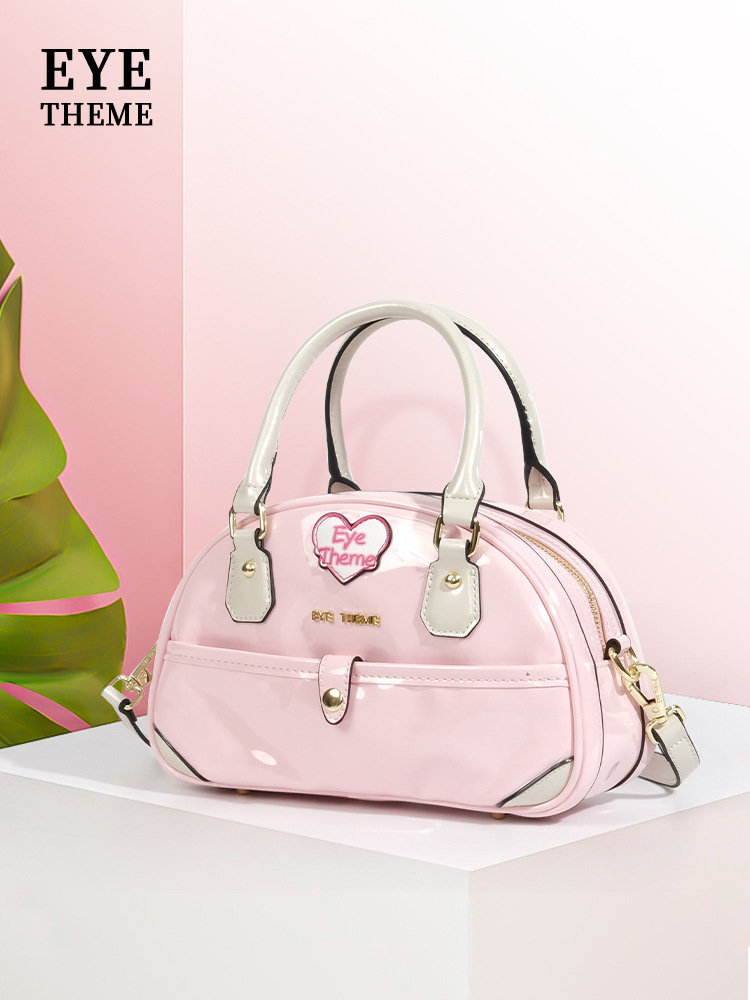 2024 verano pequeño fresco en la nueva piel esmaltada brillante PU bolsos de mujer de color casuales de color de mano con brazalete 2586 #