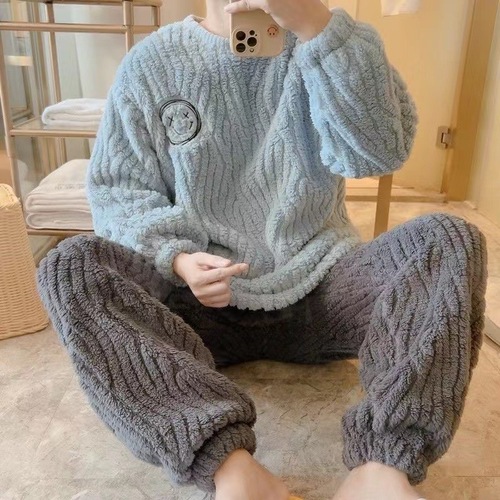 Thick Coral Fleece Men's Crew Neck Autumn and Winter Flannel Youth Student Plus Size Homecoming Set for Dropshipping