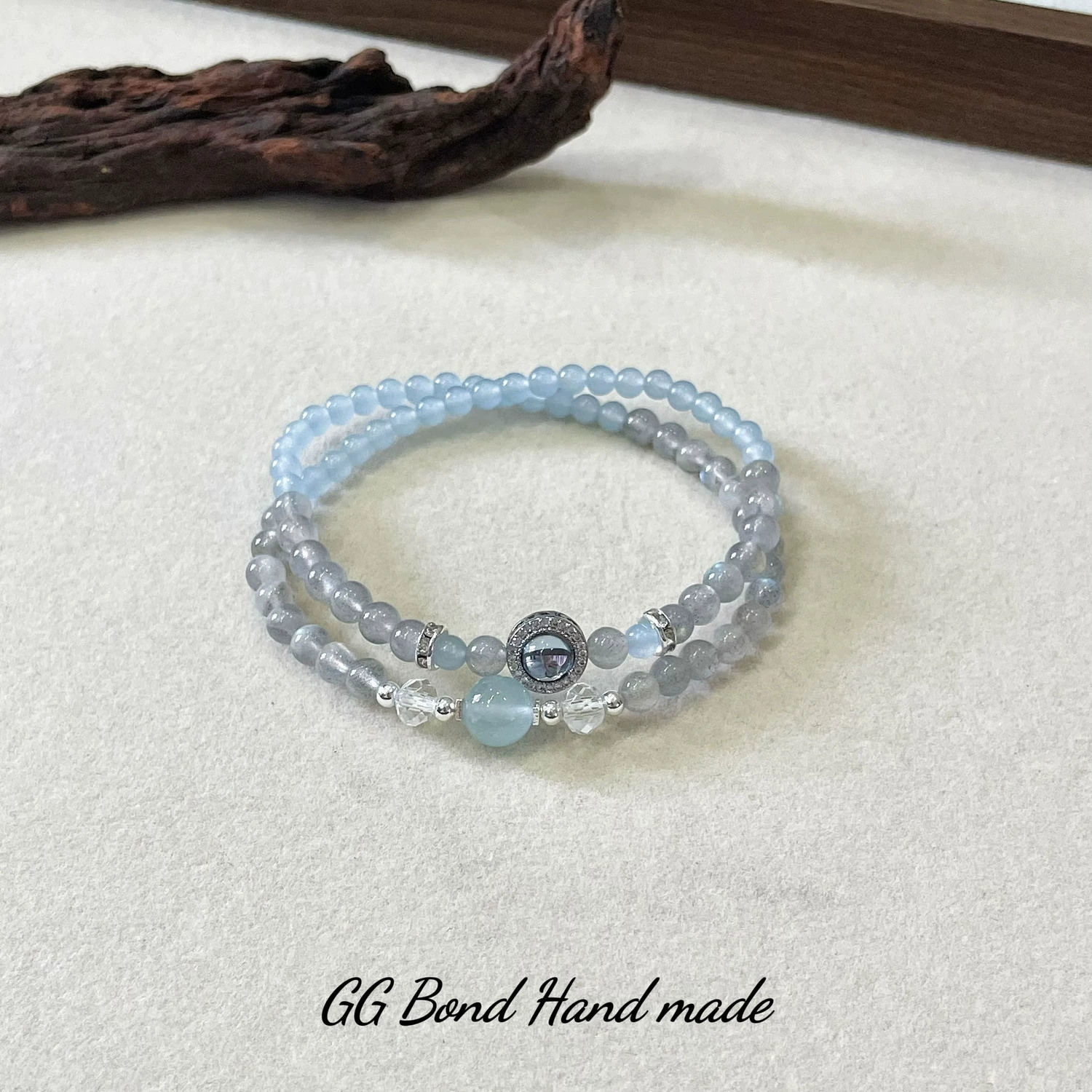 Small design glass bracelet