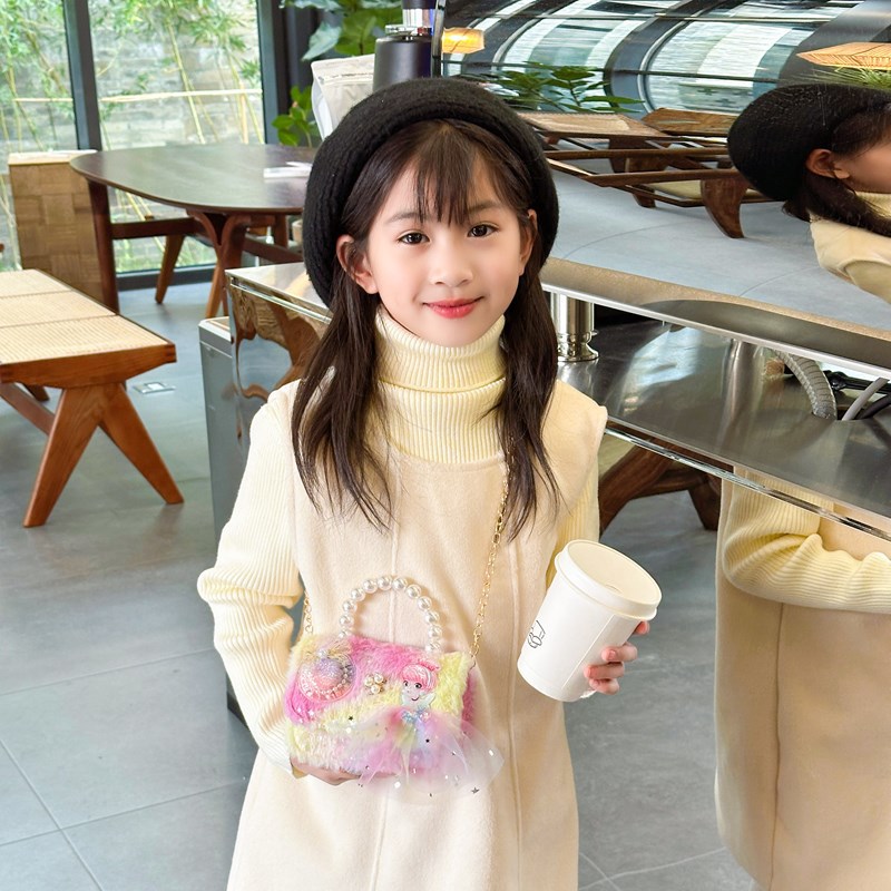 2025 nueva pequeña bolsa de niños de viento de fragancia, mini bolso de perlas, lindos bebés princesas bolso de hombro de peluche