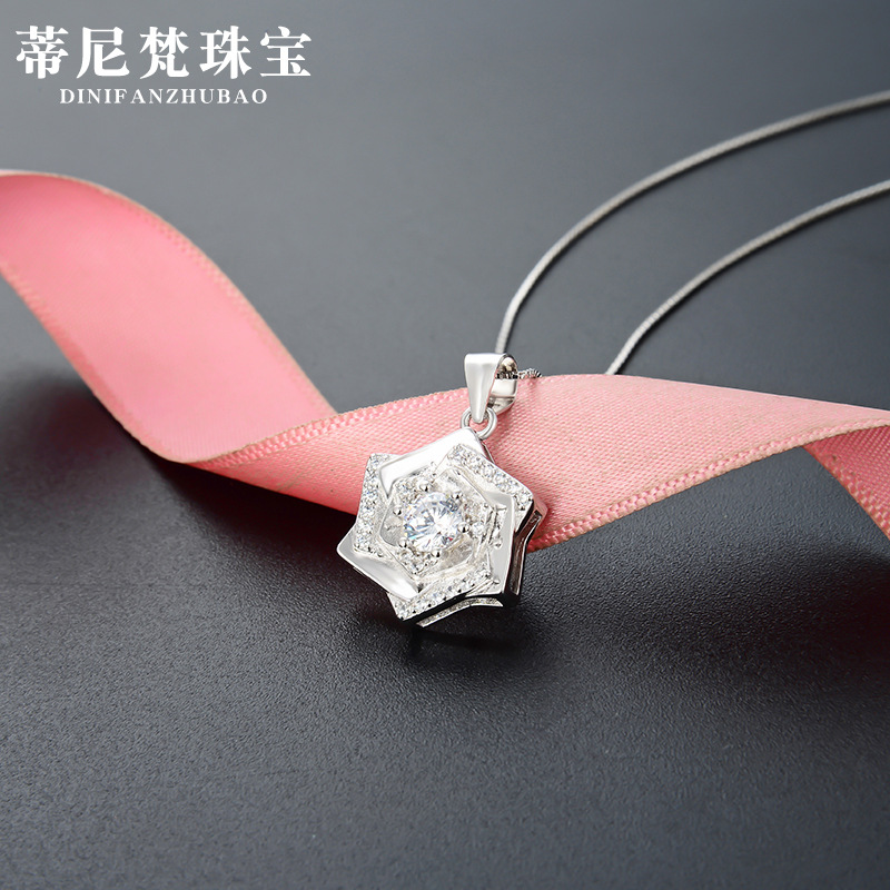 Estilo japonés y coreano s925 collar de diamantes de plata colgante pequeño temperamento fresco de seis puntas Cadena de clavícula collar de accesorios para mujer