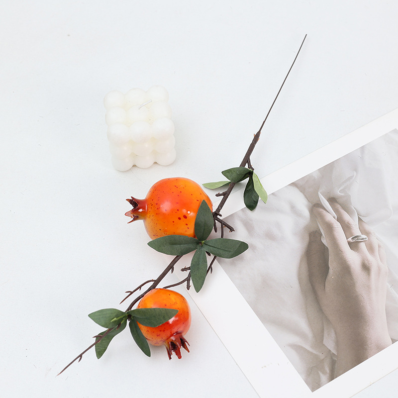 두 석류 노란색