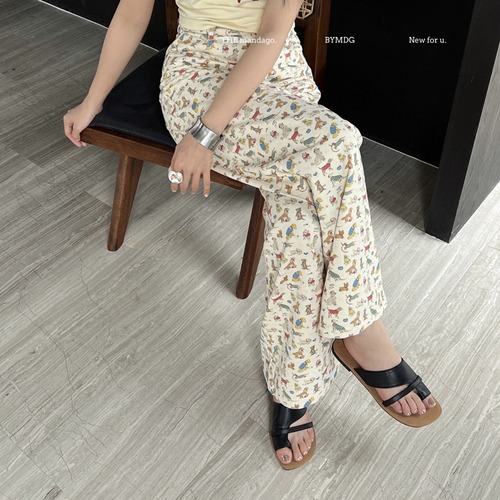 Chic Retro Toe Post Sandals for Women, Summer Outerwear, 2024 New Arrival, Genuine Leather, Niche Flat Soft Sole Beach Slides