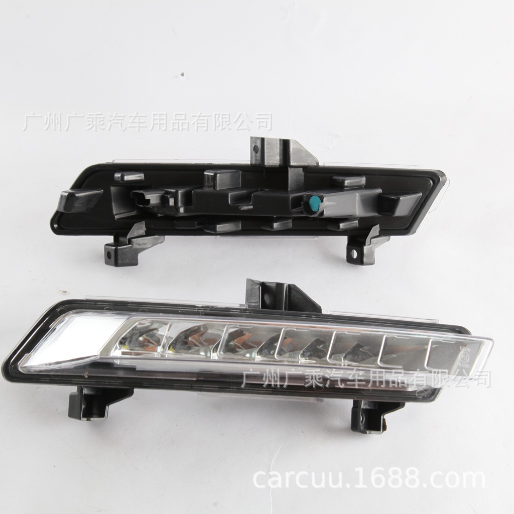 雷诺科雷傲日行灯 18年53