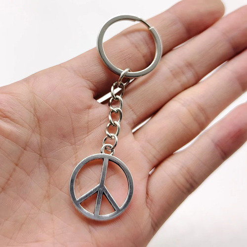 Cross-border retro electroplated alloy peace sign keychain five-pointed star keychain bag and car ornament decoration