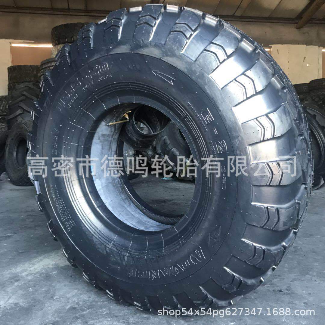 Camión todoterreno neumático 15.5-20 camión volquete campo petrolífero Workover 13-20