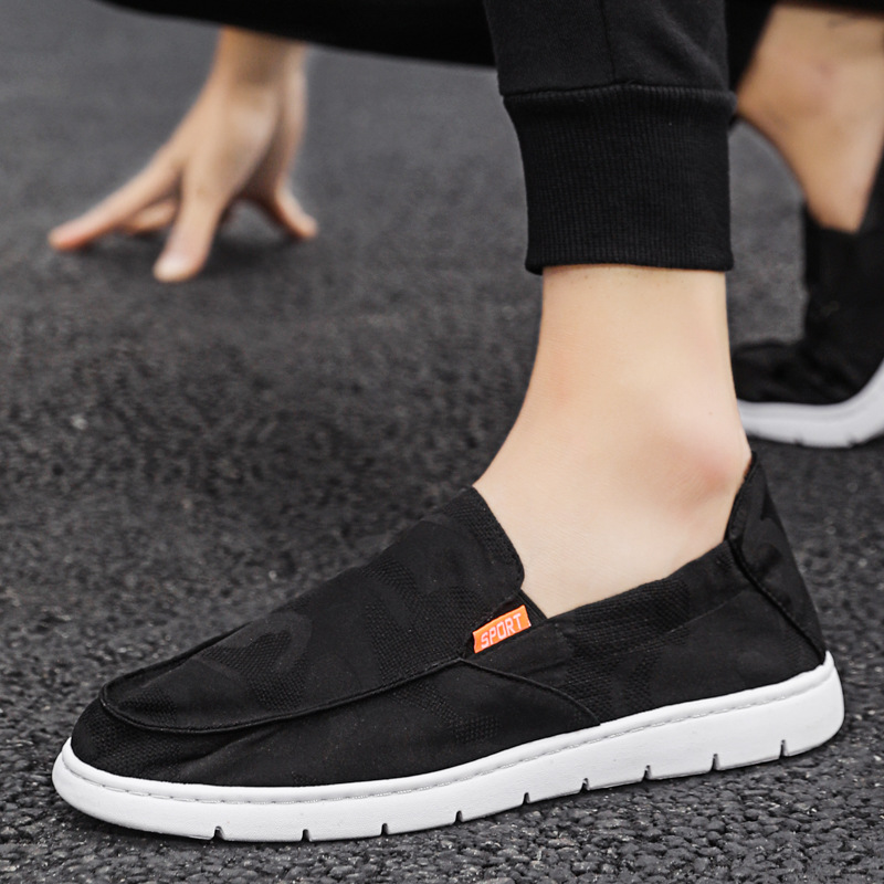 2025 New Men's Slip-On Lazy Shoes, Youth Slip-On Canvas Shoes, Versatile Breathable Low-Cut Beanie Men's Shoes