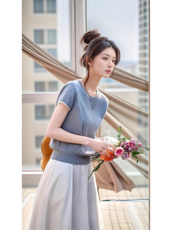 韓国通勤多用途カジュアルシンプル半袖セーター 2025 夏の新ニッチスリムラウンドネックトップ女性のための|undefined