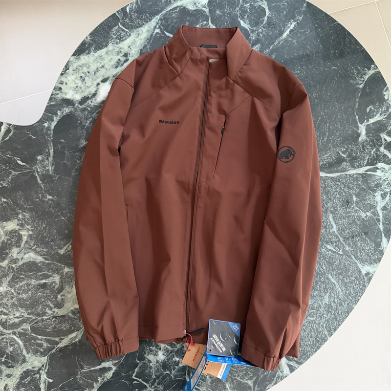 Mammoth spring and autumn three-proof stand-up collar jacket for men, loose fit, large size, suitable for business commuting, outdoor sports, and soft shell Mammoth spring and autumn three-proof stand-up collar jacket for men, loose fit, large size, suitable for business commuting, outdoor sports, and soft shell