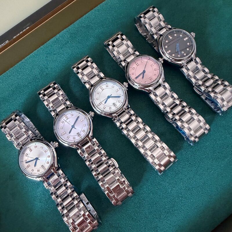 Cross-Border Hot-Selling New Moon Phase Calendar Quartz Women's Watch, Light Luxury, High Aesthetic Value, Trendy, Simple and Fashionable Steel Band Watch