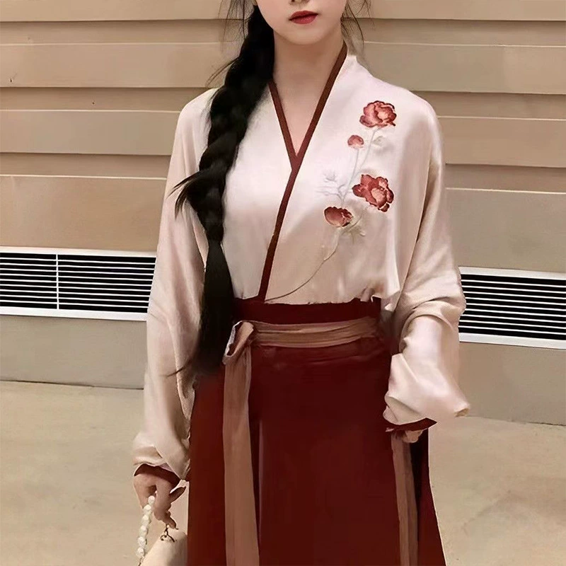 Оптовая продажа вышитых ханфу в стиле династий Вэй и Цзинь для взрослых, повседневных костюмов в ретро-стиле для рабочих, повседневных нарядов для женщин на работу.