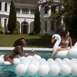 水上充气床;戏水玩具;游泳圈