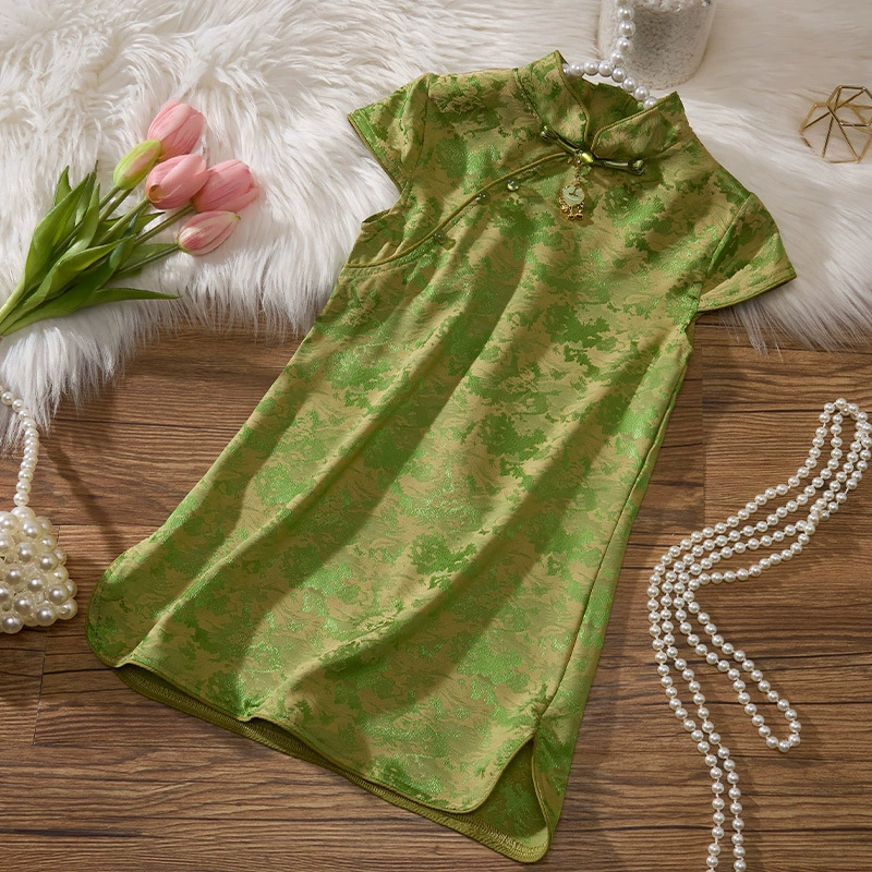 Новое летнее платье Cheongsam Hanfu в китайском стиле для девочек, новинка 2025 года, детский традиционный улучшенный костюм для выступлений для маленьких девочек.