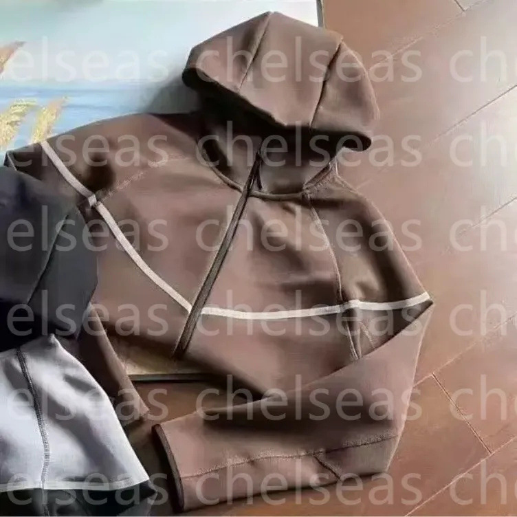 Nike Tech Fleece Windrunner Jacket Hooded Brown