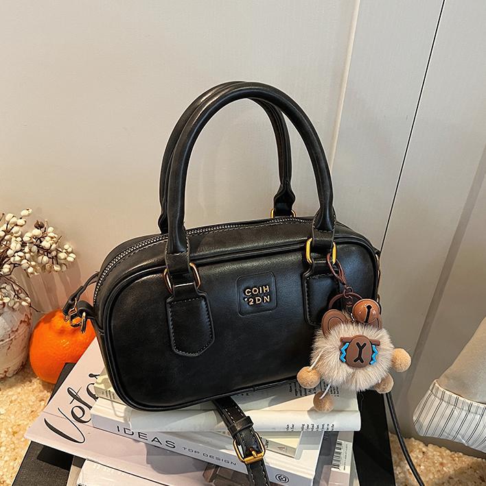 Bolsa de almohada retrógrada para mujeres otoño e invierno 2024 nuevo estilo universal bolso de hombro bolso de nicho francés